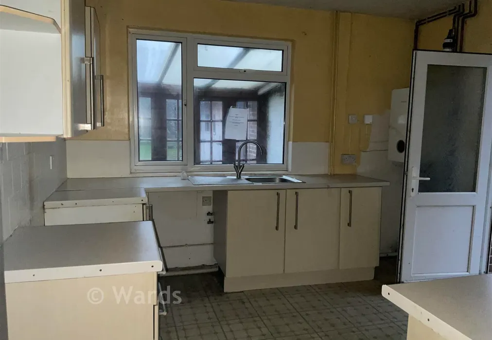 Lounge - Noble Gardens, Garlinge, Margate, Kent - Wards of Kent