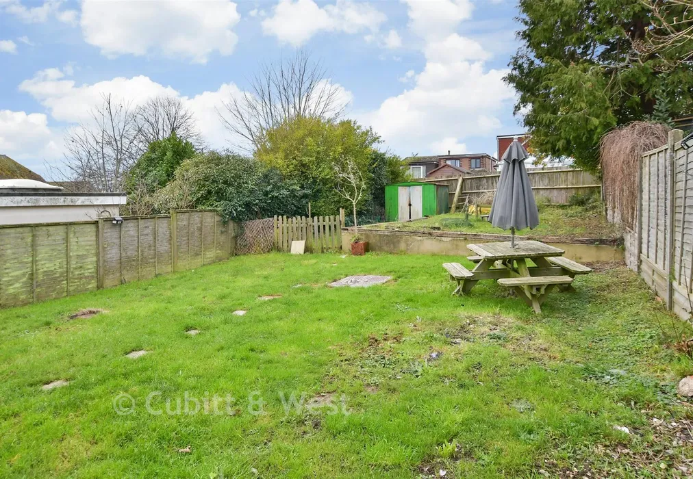 Rear Garden - Falmer Road, Woodingdean, Brighton, East Sussex - Wards of Kent