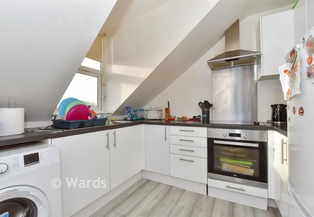 Kitchen - Broomfield Crescent, Folkestone, Kent - Wards of Kent