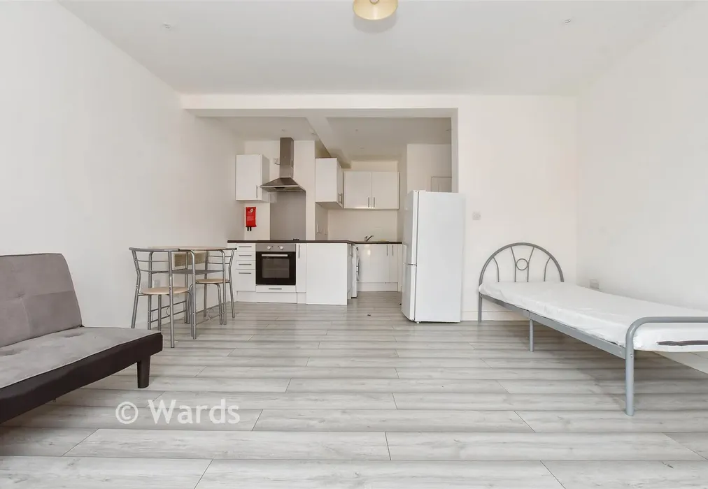 Lounge/ Bedroom - Broomfield Crescent, Folkestone, Kent - Wards of Kent