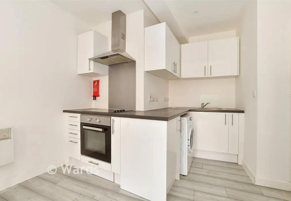 Kitchen - Broomfield Crescent, Folkestone, Kent - Wards of Kent