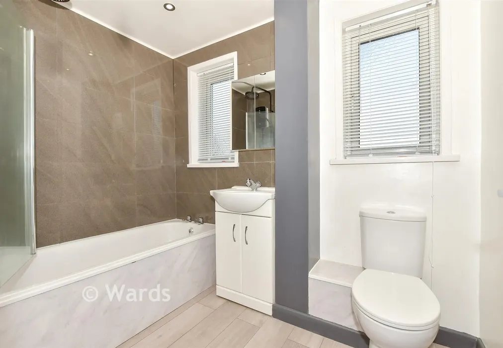 Bedroom 1 (Contemporary style) - Clements Road, Ramsgate, Kent - Wards of Kent