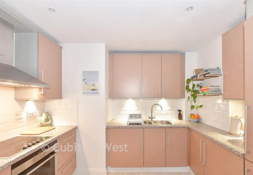 Kitchen - Gordon Road, Haywards Heath, West Sussex - Wards of Kent