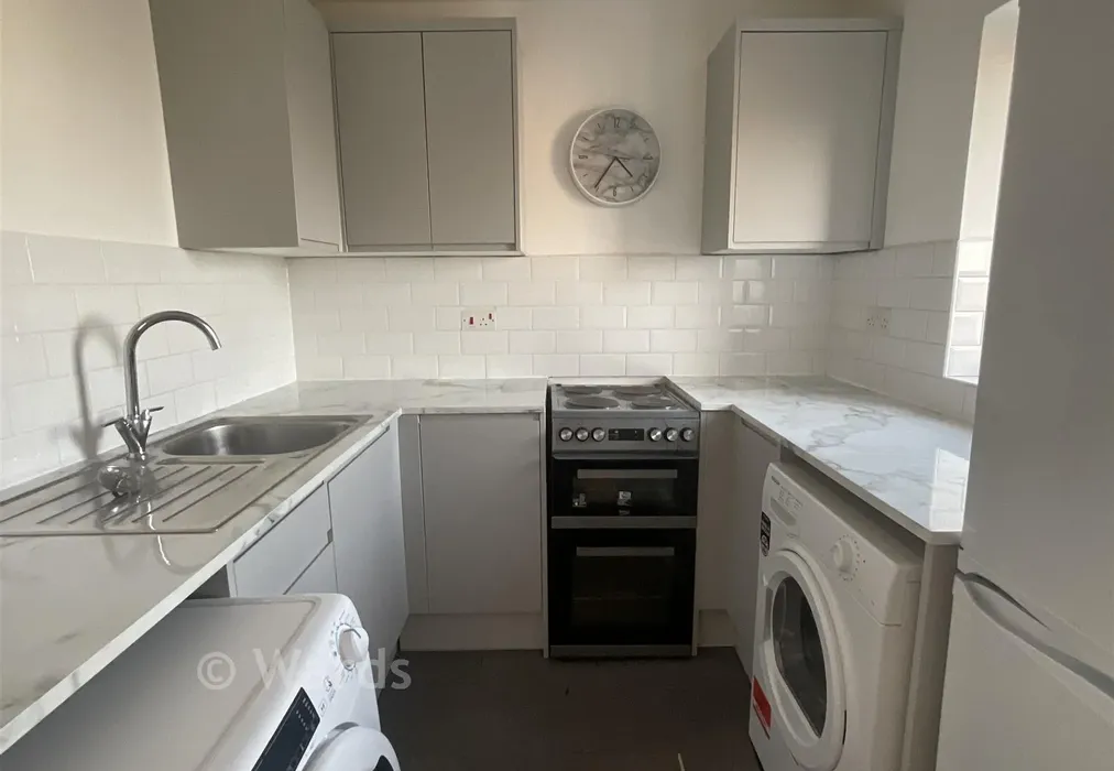 Kitchen - Woodstock Road, Strood, Rochester, Kent - Wards of Kent