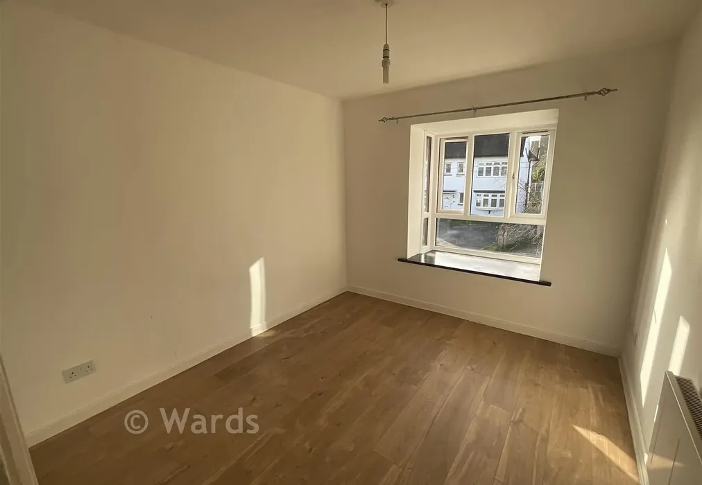 Bedroom 2 - Woodstock Road, Strood, Rochester, Kent - Wards of Kent