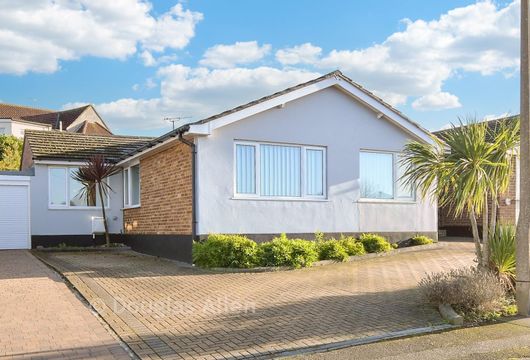 St. Charles Drive, Wickford, Essex - Wards of Kent