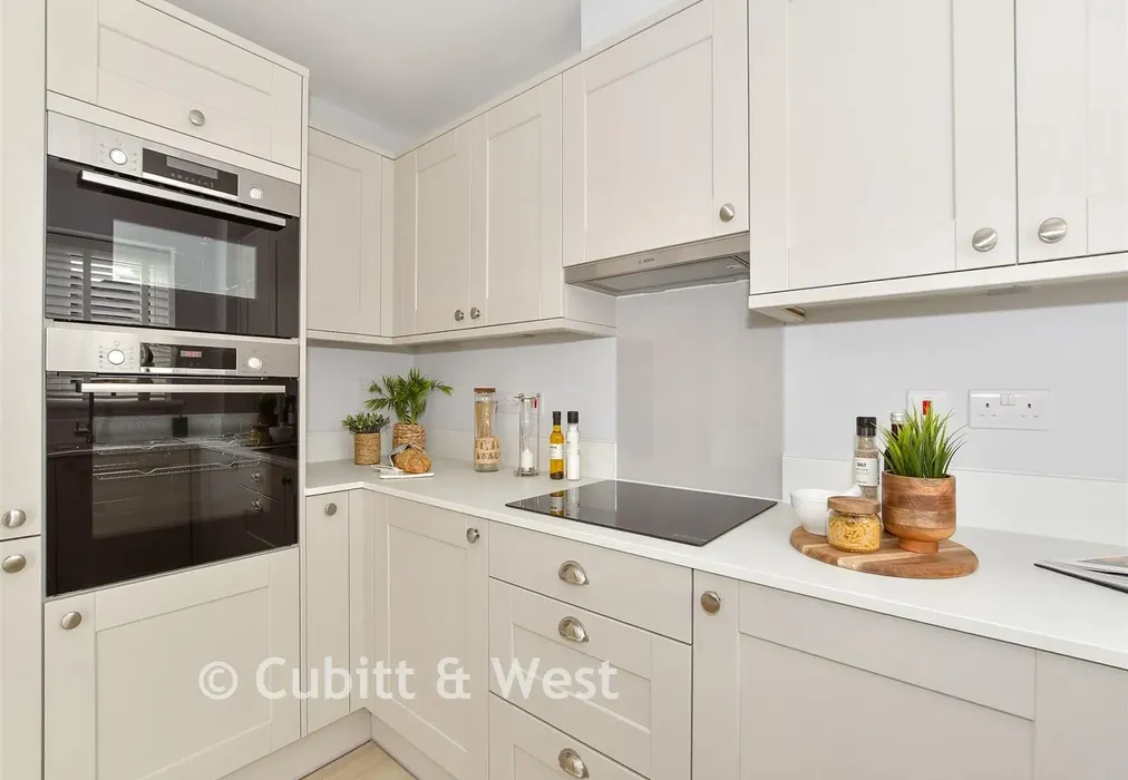 Kitchen - The Gallops, Sandygate Lane, Lower Beeding, Horsham, West Sussex - Wards of Kent