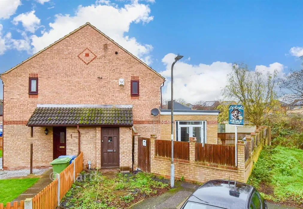 External (Web) - Beauvoir Drive, Church Milton, Sittingbourne, Kent - Wards of Kent