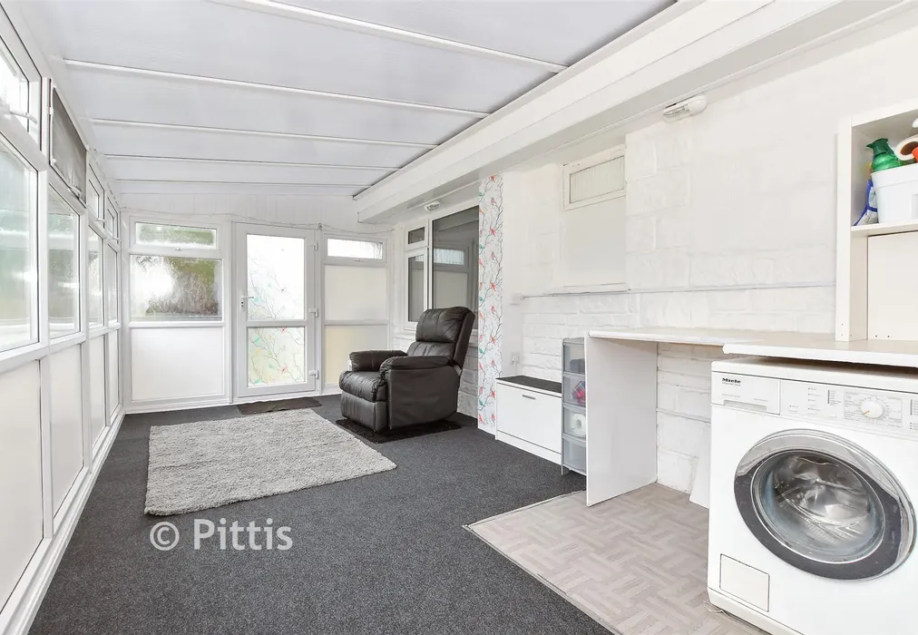 Conservatory - Newport Road, Apse Heath, Sandown, Isle of Wight - Wards of Kent