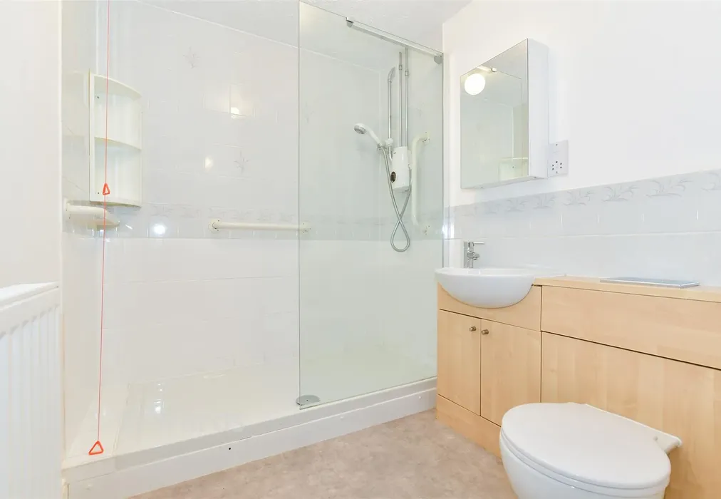 Shower Room - Matterdale Gardens, Barming, Maidstone, Kent - Wards of Kent