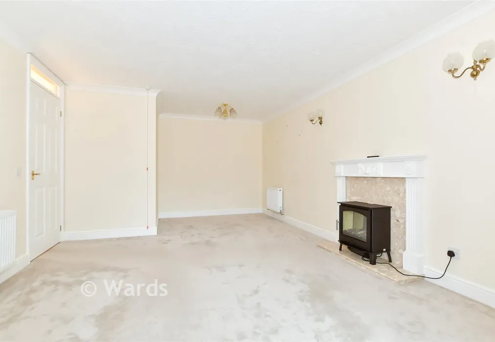 Lounge/Diner - Matterdale Gardens, Barming, Maidstone, Kent - Wards of Kent