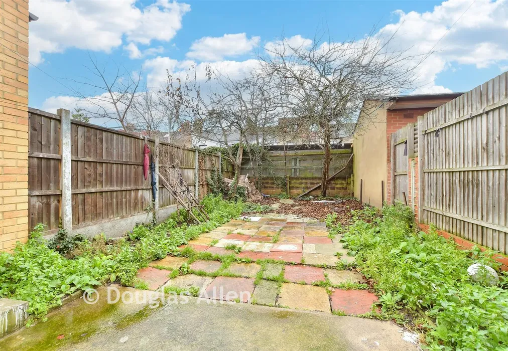 Rear Garden - Halley Road, London - Wards of Kent