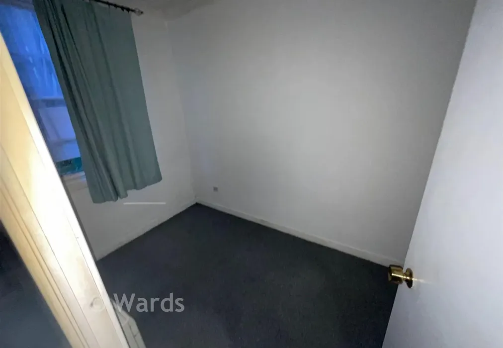 Bedroom - Harmer Street, Gravesend, Kent - Wards of Kent