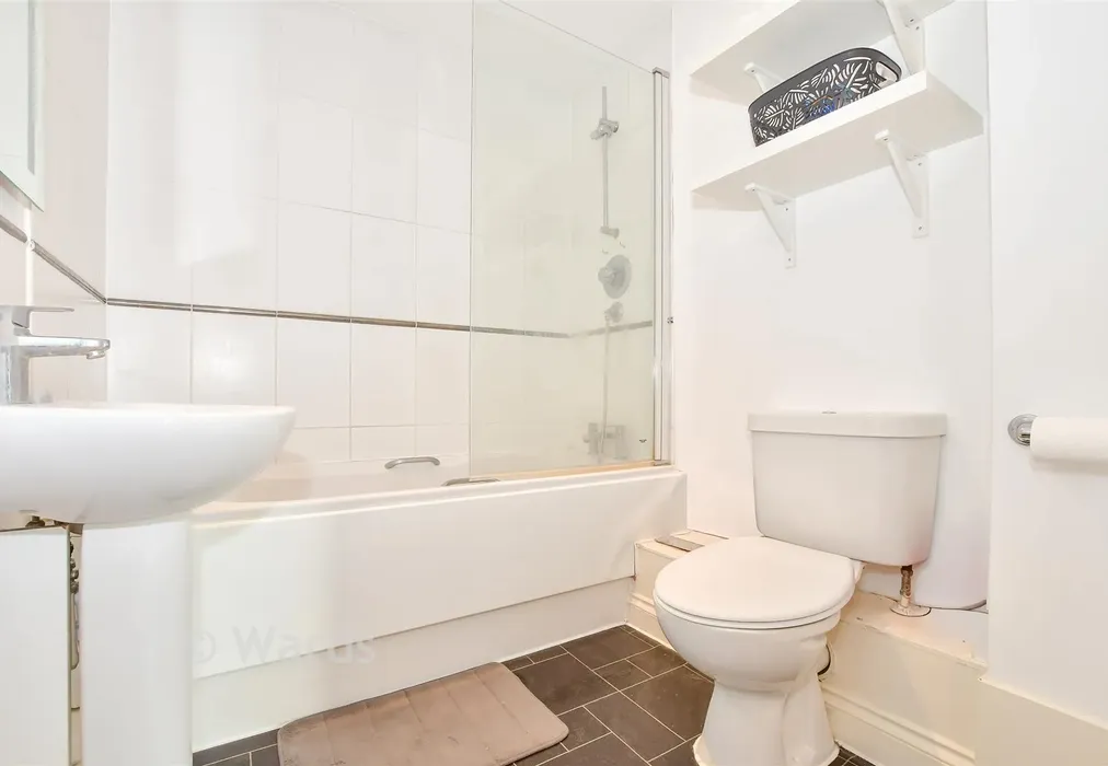 Bathroom - Clifford Way, Maidstone, Kent - Wards of Kent