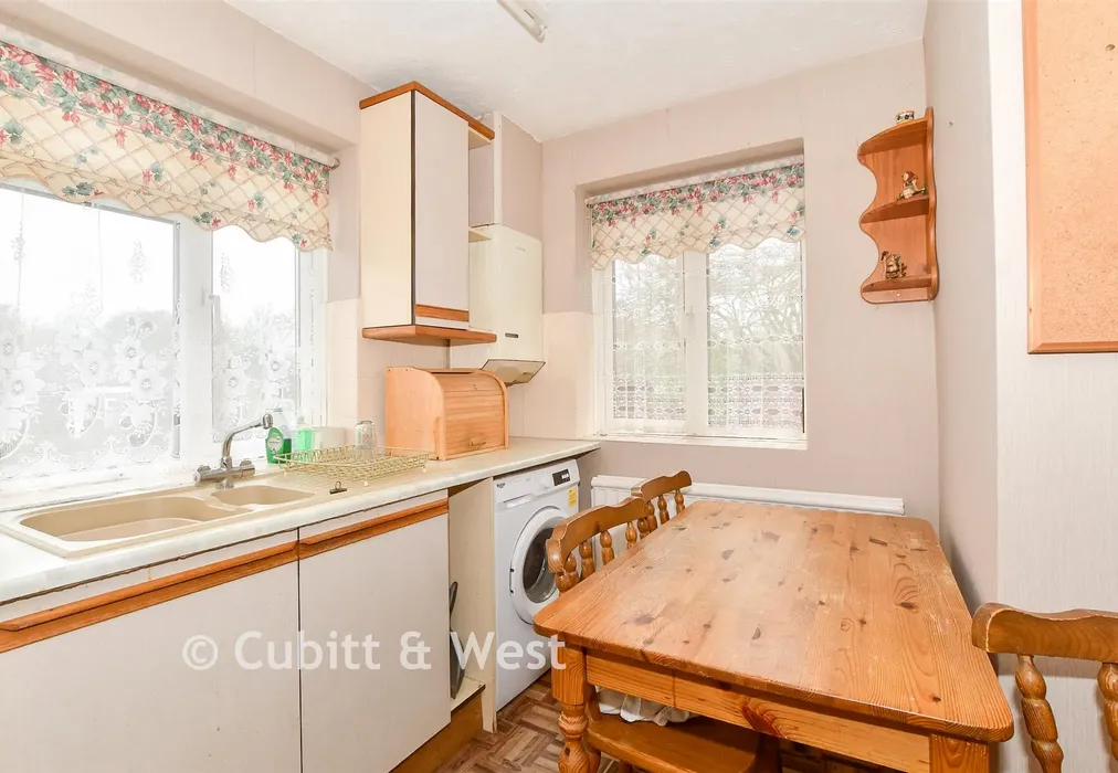 Kitchen - Nursery Hill, Shamley Green, Guildford, Surrey - Wards of Kent