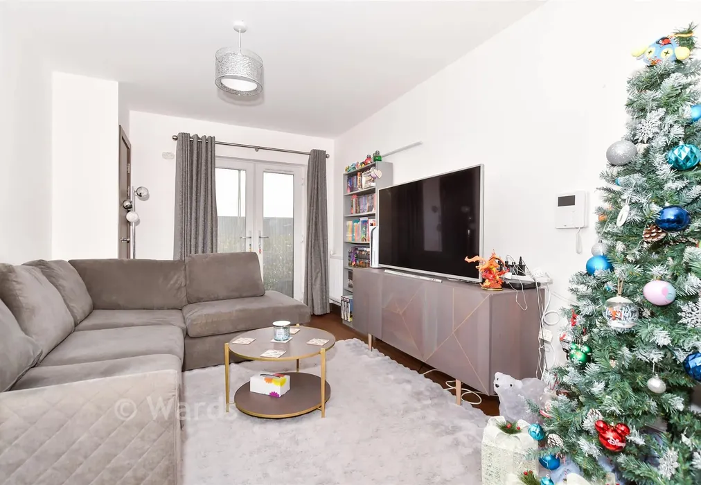 Kitchen/Lounge - Rosalind Drive, Maidstone, Kent - Wards of Kent