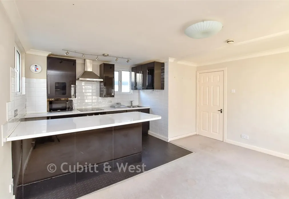 Kitchen / Lounge - Dean Street, Brighton, East Sussex - Wards of Kent
