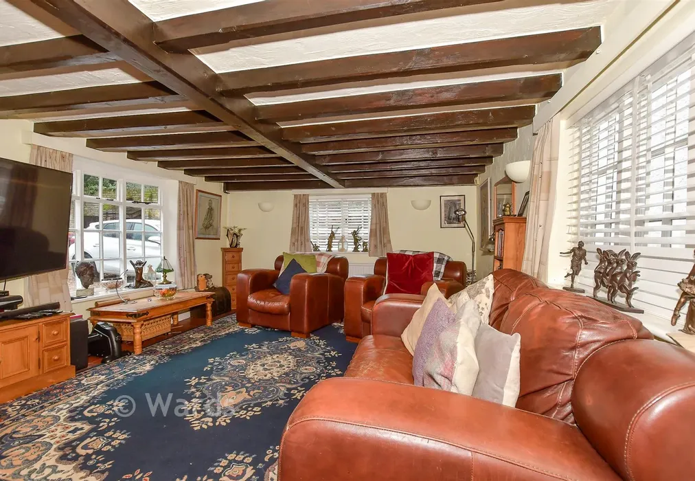 Lounge - Chapel Row, Herne Bay, Kent - Wards of Kent