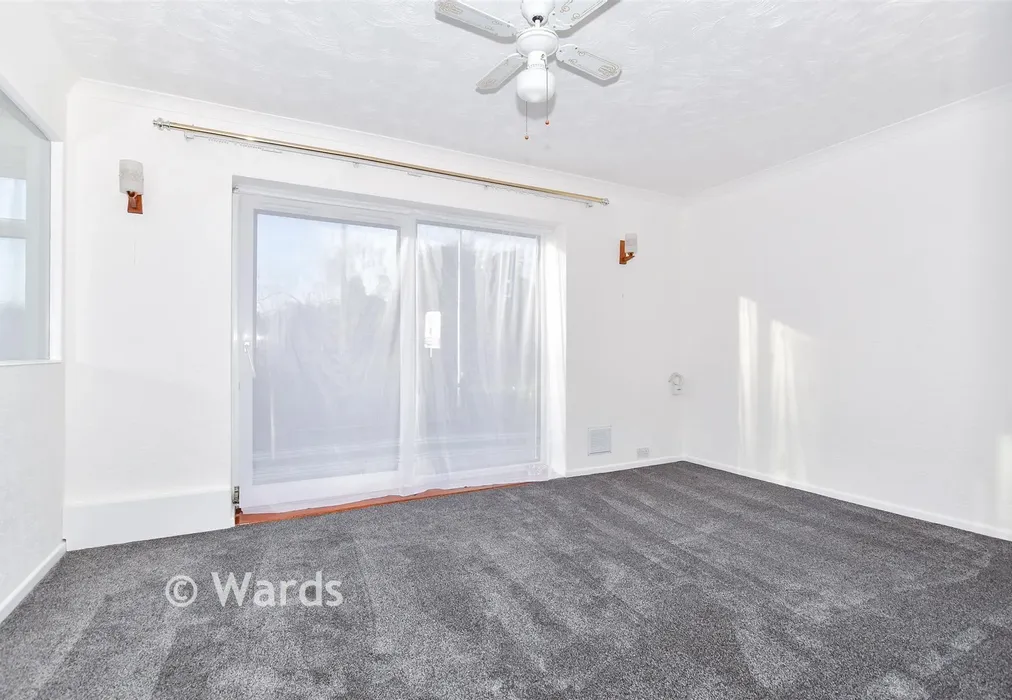 Lounge - Meadow Crescent, Upper Halling, Rochester, Kent - Wards of Kent