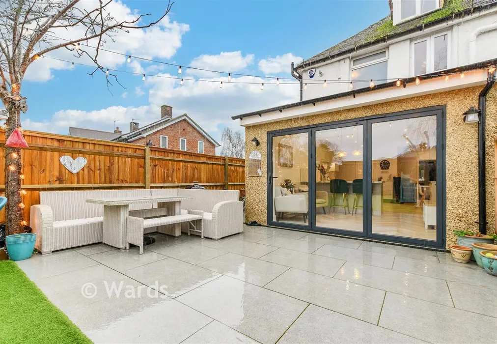 Patio / Decking - Eynsford Road, Farningham, Dartford, Kent - Wards of Kent