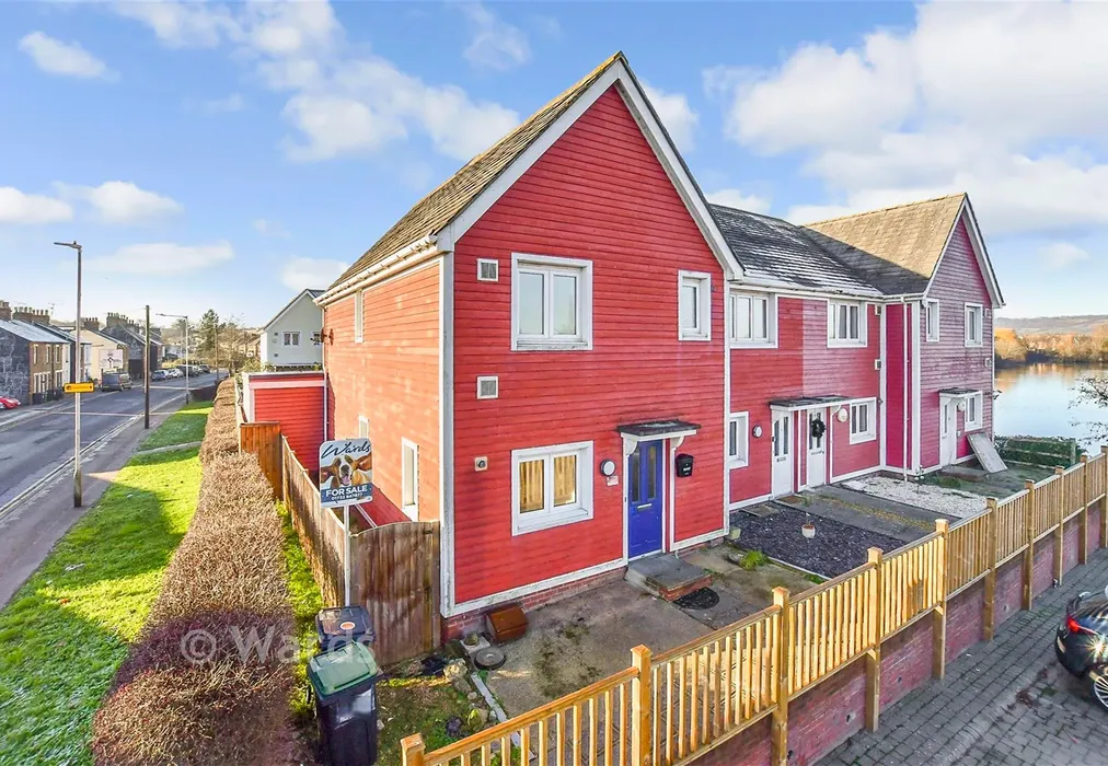 External (Web) - New Hythe Lane, Larkfield, Kent - Wards of Kent