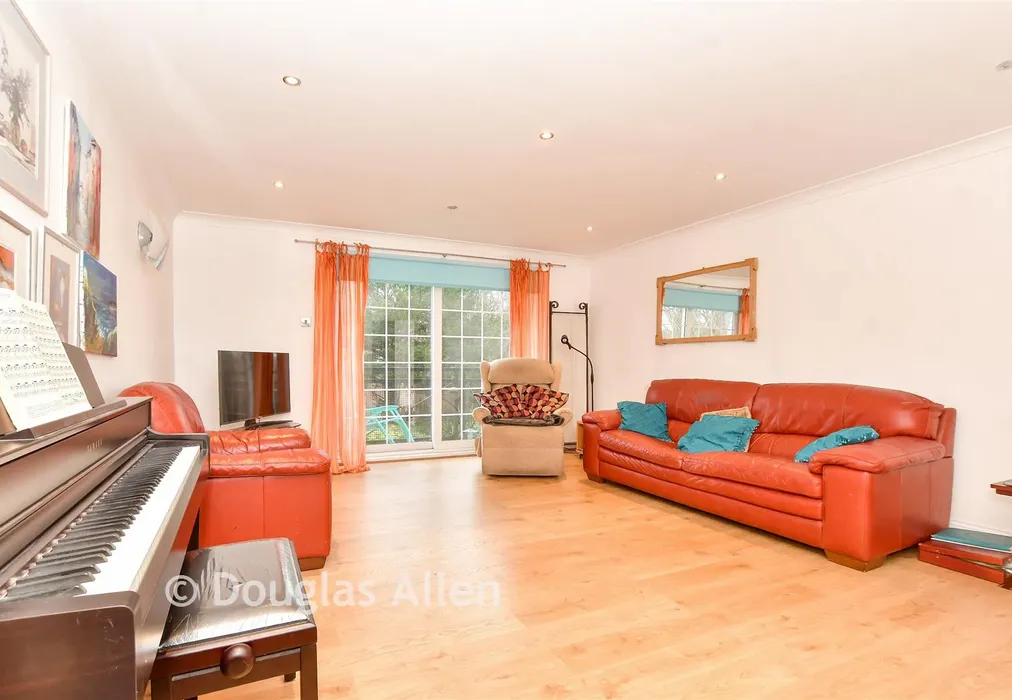 Lounge/Diner - Woodford Road, London - Wards of Kent