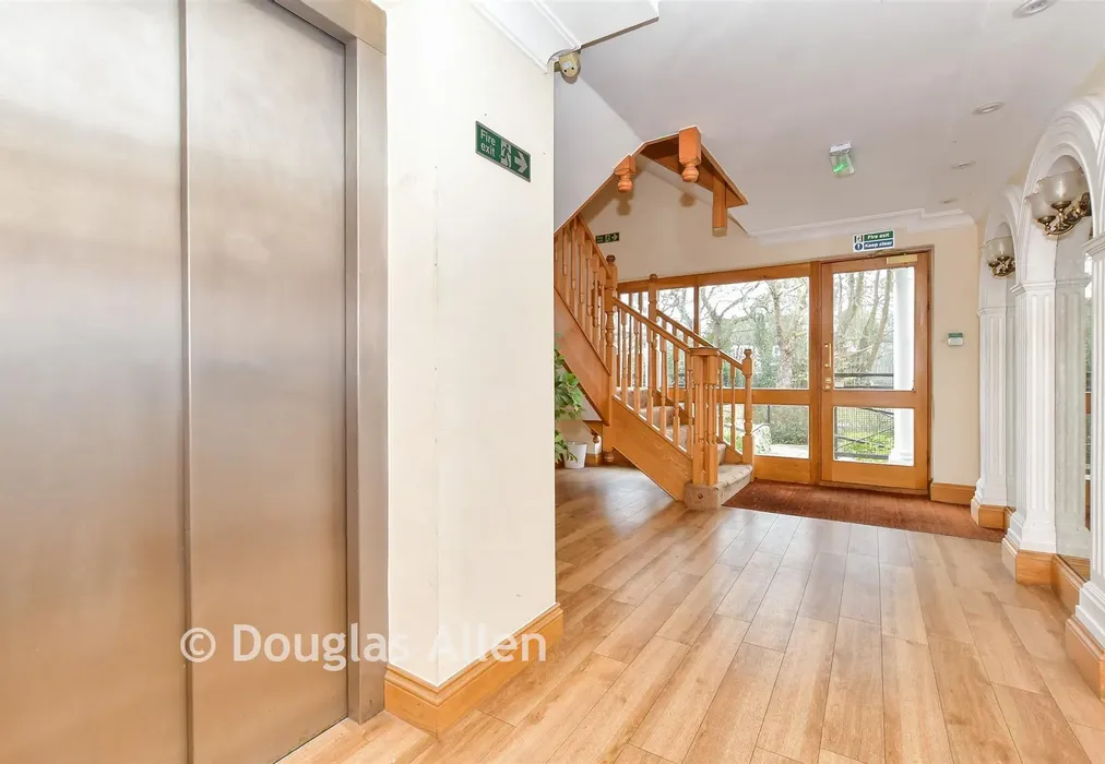 External Feature - Woodford Road, London - Wards of Kent