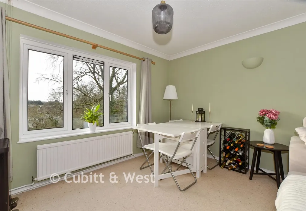 Dining Area - Willow Close, Beare Green, Dorking, Surrey - Wards of Kent