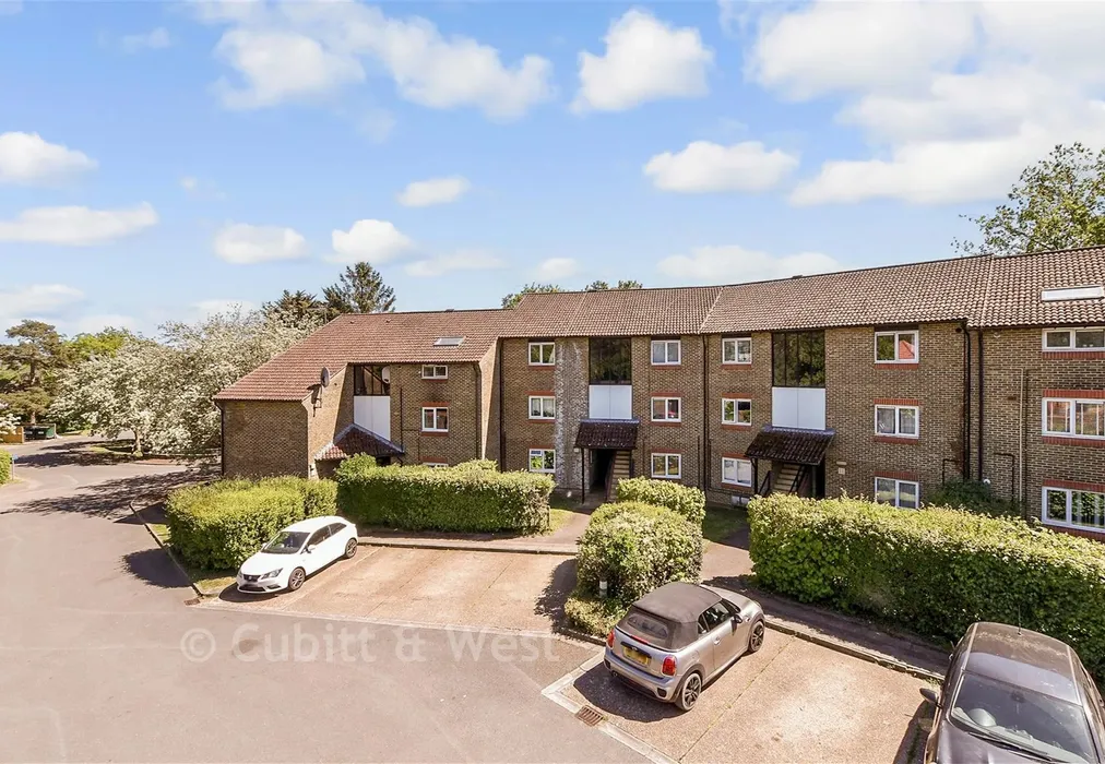 Front (Web) - Willow Close, Beare Green, Dorking, Surrey - Wards of Kent