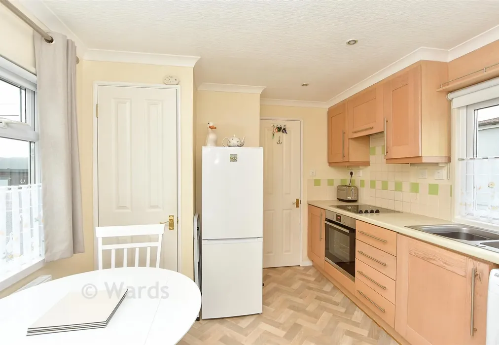 Kitchen/   Diner - Rye Lane, Dunton Green, Sevenoaks, Kent - Wards of Kent