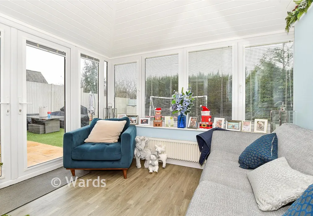 Garden Room - Challenger Way, Marden, Tonbridge, Kent - Wards of Kent