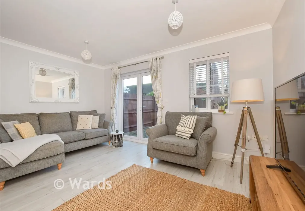 Lounge/Diner - Guernsey Way, Kennington, Ashford, Kent - Wards of Kent