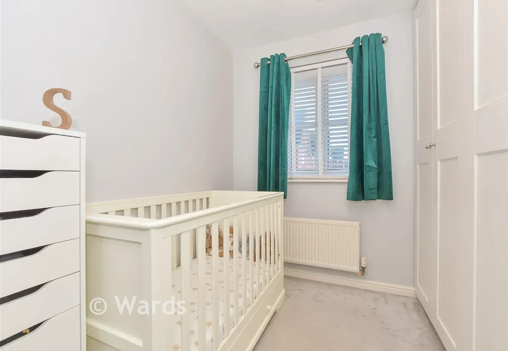 Bedroom 3 - Guernsey Way, Kennington, Ashford, Kent - Wards of Kent