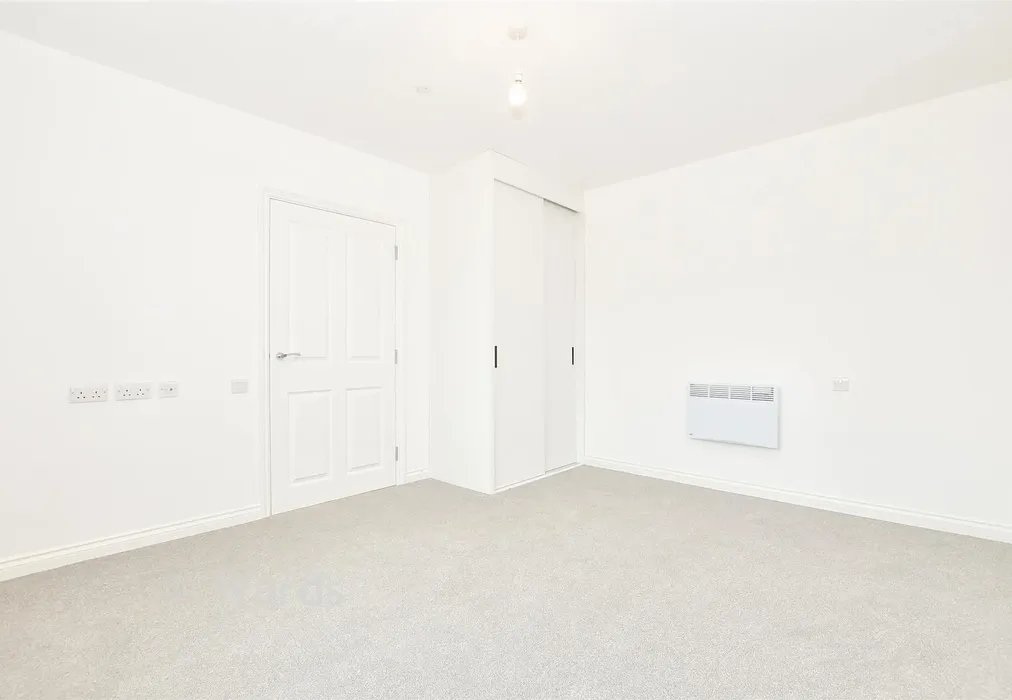 Bedroom - Greenbloom Avenue, Maidstone, Kent - Wards of Kent