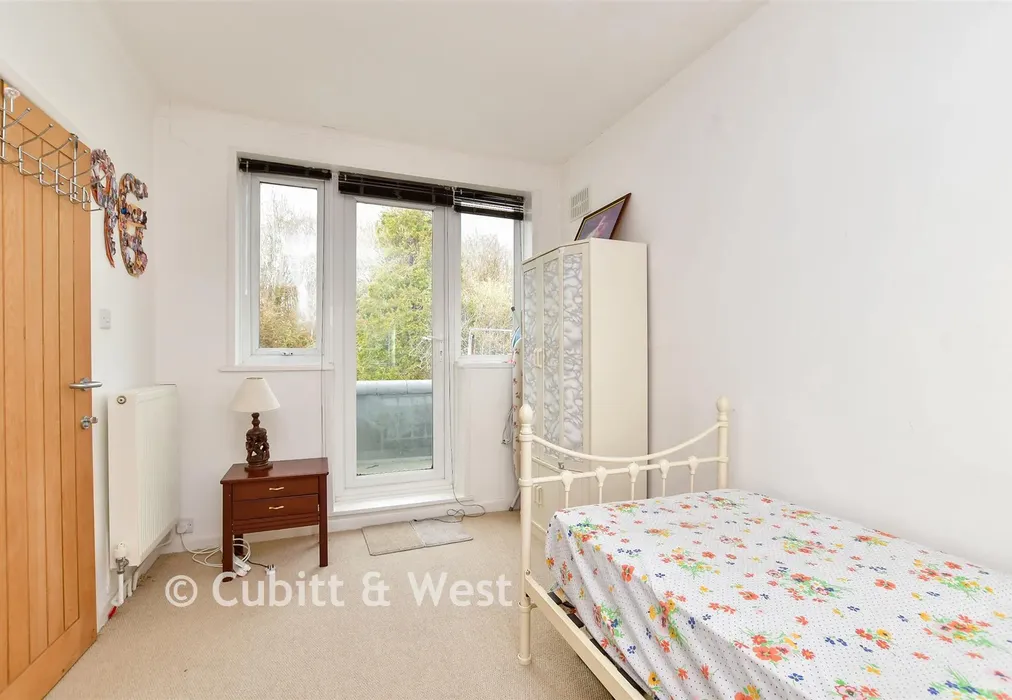 Bedroom 4 - Braeside Avenue, Brighton, East Sussex - Wards of Kent