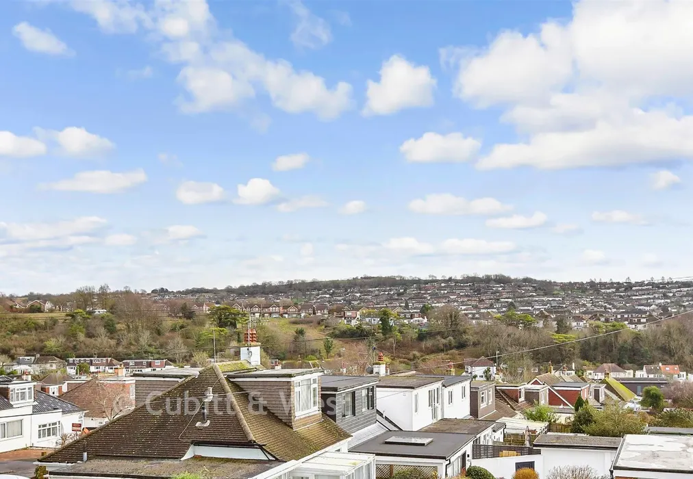 Views To Front - Braeside Avenue, Brighton, East Sussex - Wards of Kent