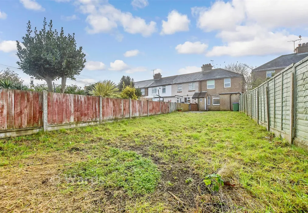 Rear Garden - Dymchurch Road, Hythe, Kent - Wards of Kent