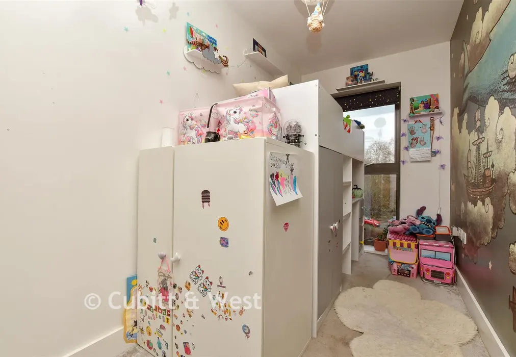 Bedroom 2 - Mill Green Road, Mitcham Junction, Mitcham, Surrey - Wards of Kent