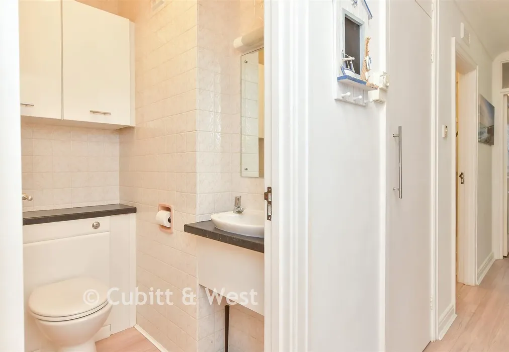 Cloakroom - West Parade, Worthing, West Sussex - Wards of Kent