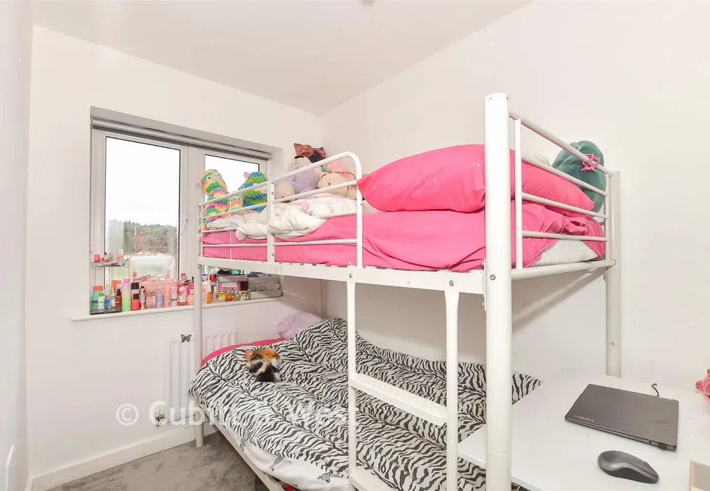 Bedroom 3 - Calvert Link, Faygate, Horsham, West Sussex - Wards of Kent