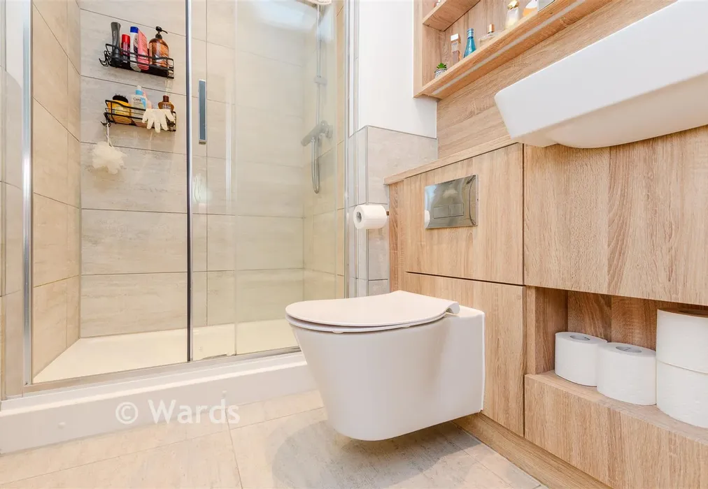 En-Suite Shower Room - Mill Lane, Maidstone, Kent - Wards of Kent