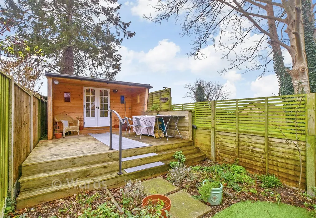 Workshop/Outbuildings - The Street, Eythorne, Dover, Kent - Wards of Kent