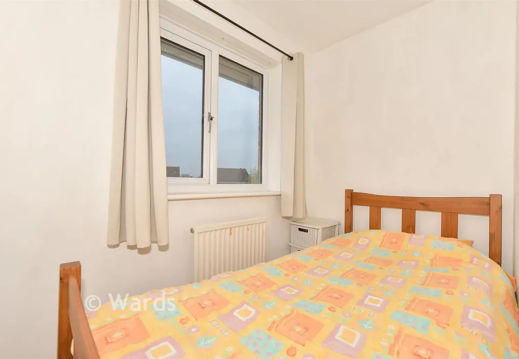 Bedroom 3 - Manor Close, Canterbury, Kent - Wards of Kent