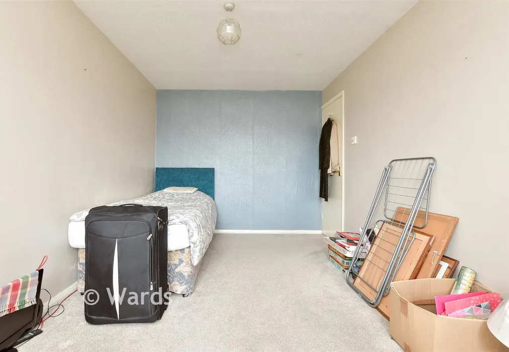 Bedroom 2 - Bridewell Park, Whitstable, Kent - Wards of Kent