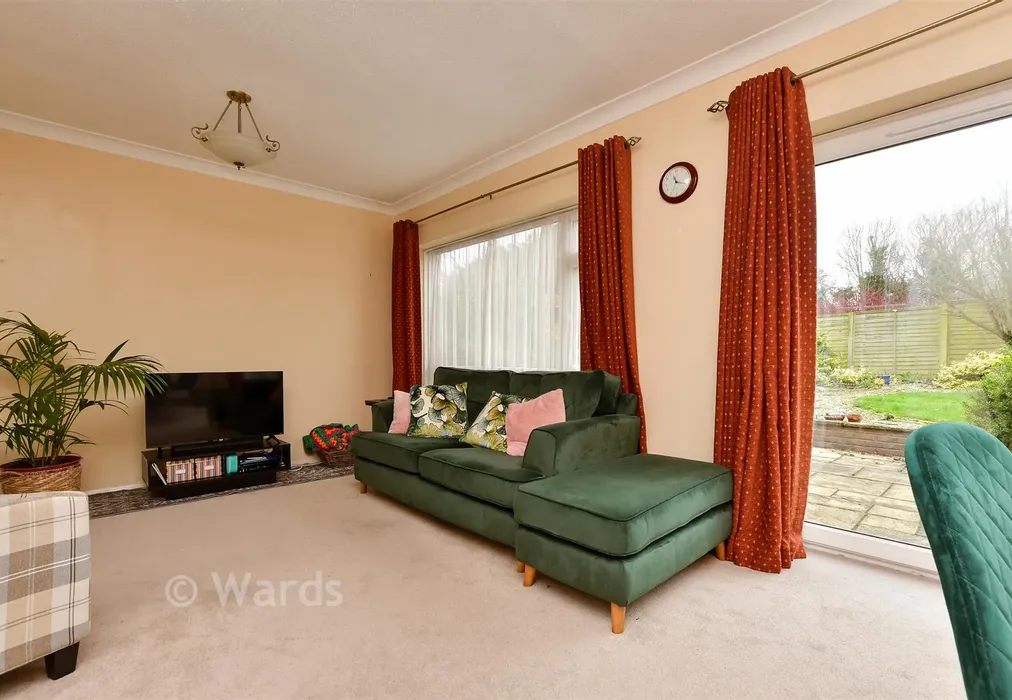 Lounge - Bridewell Park, Whitstable, Kent - Wards of Kent
