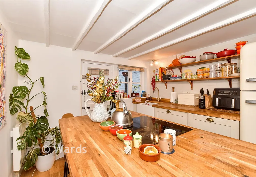 Kitchen - Coldharbour Road, Penshurst, Tonbridge, Kent - Wards of Kent