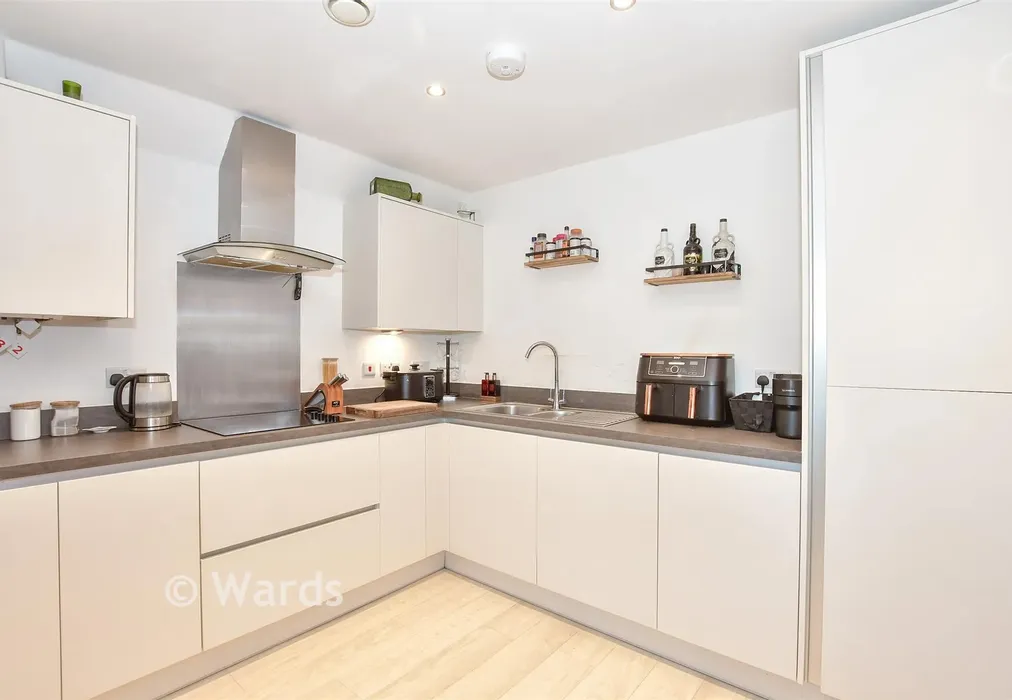 Lounge/Diner/Kitchen - Broadclough Way, Maidstone, Kent - Wards of Kent