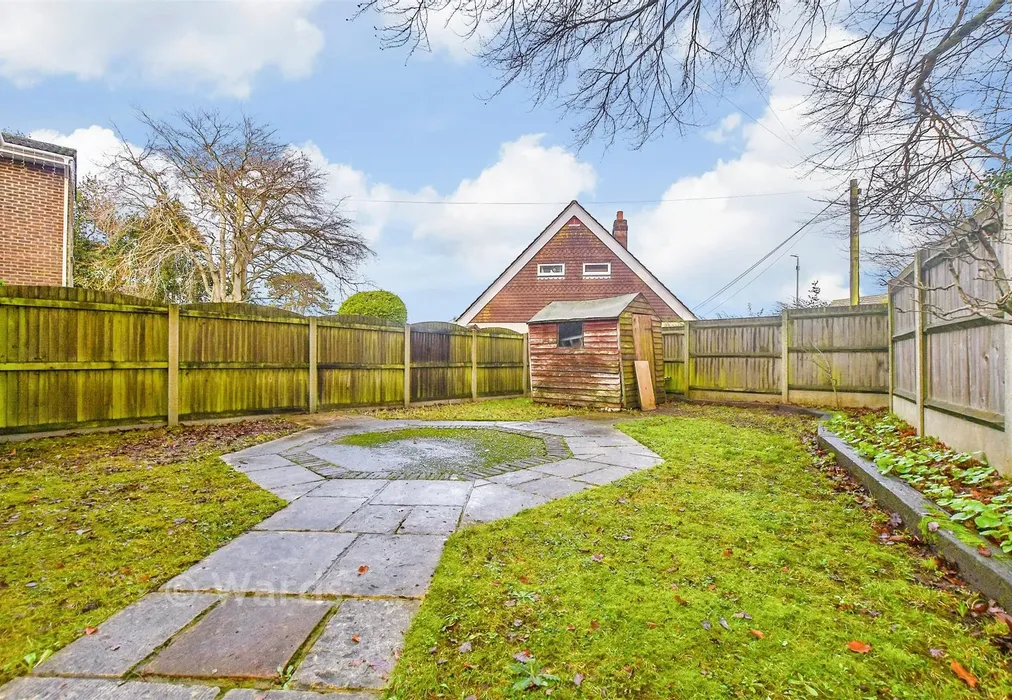 Rear Garden - Guilford Avenue, Whitfield, Dover, Kent - Wards of Kent