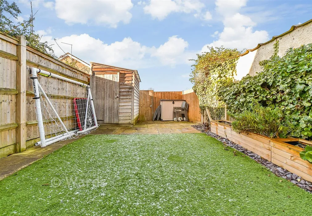 Rear Garden - Cherwell Close, Tonbridge, Kent - Wards of Kent