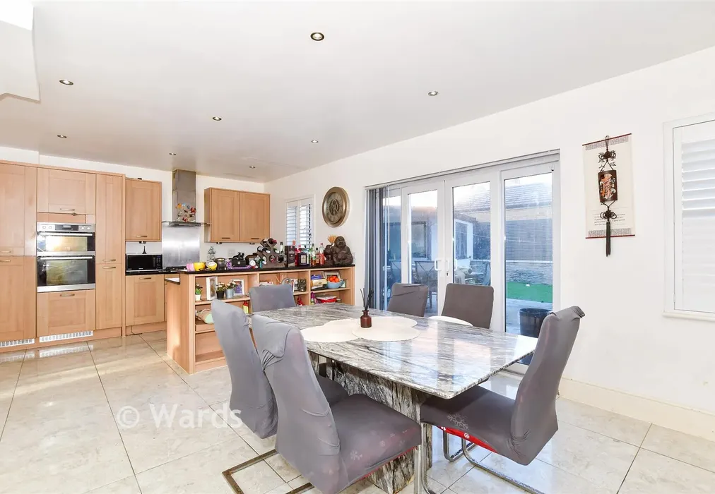 Kitchen/Diner - Stone Gardens, Halling, Rochester, Kent - Wards of Kent